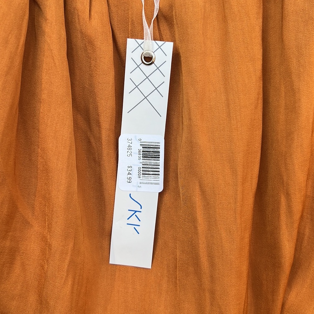 NWT - Women’s Dress Top - Size M - Picture 3 of 3